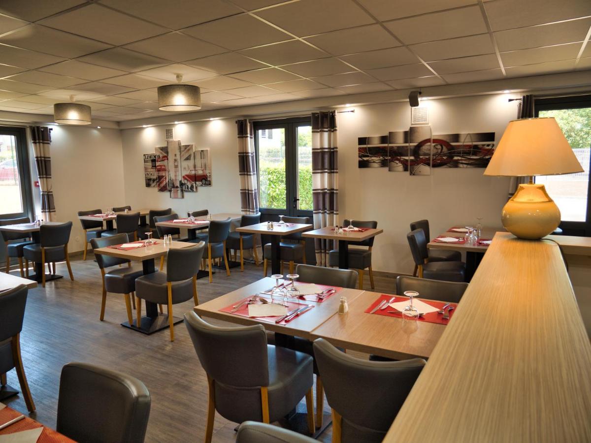 Contact Hotel Restaurant La Chaumiere Entre Orgeval Et Flins A13 Sortie 8 Les Mureaux Ngoại thất bức ảnh